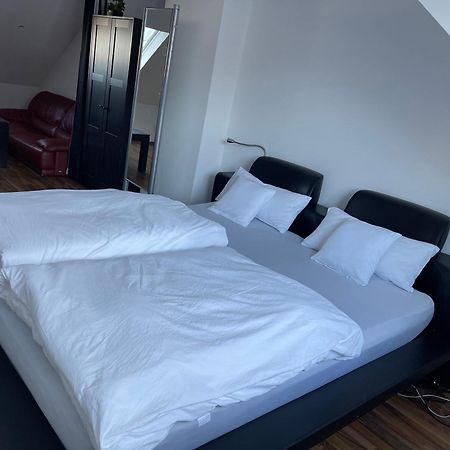 Luxurioeses Zimmer 10Min Zum Universitaet كاسيل المظهر الخارجي الصورة