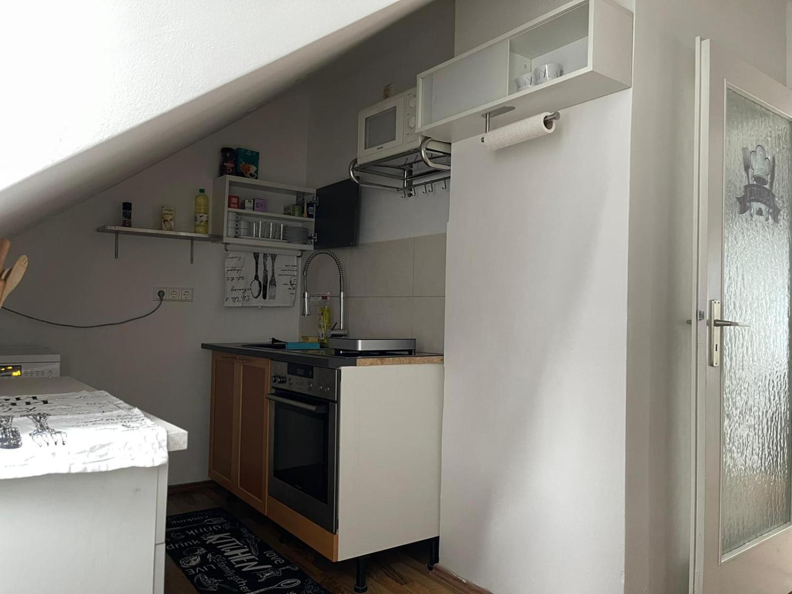 Luxurioeses Zimmer 10Min Zum Universitaet كاسيل المظهر الخارجي الصورة