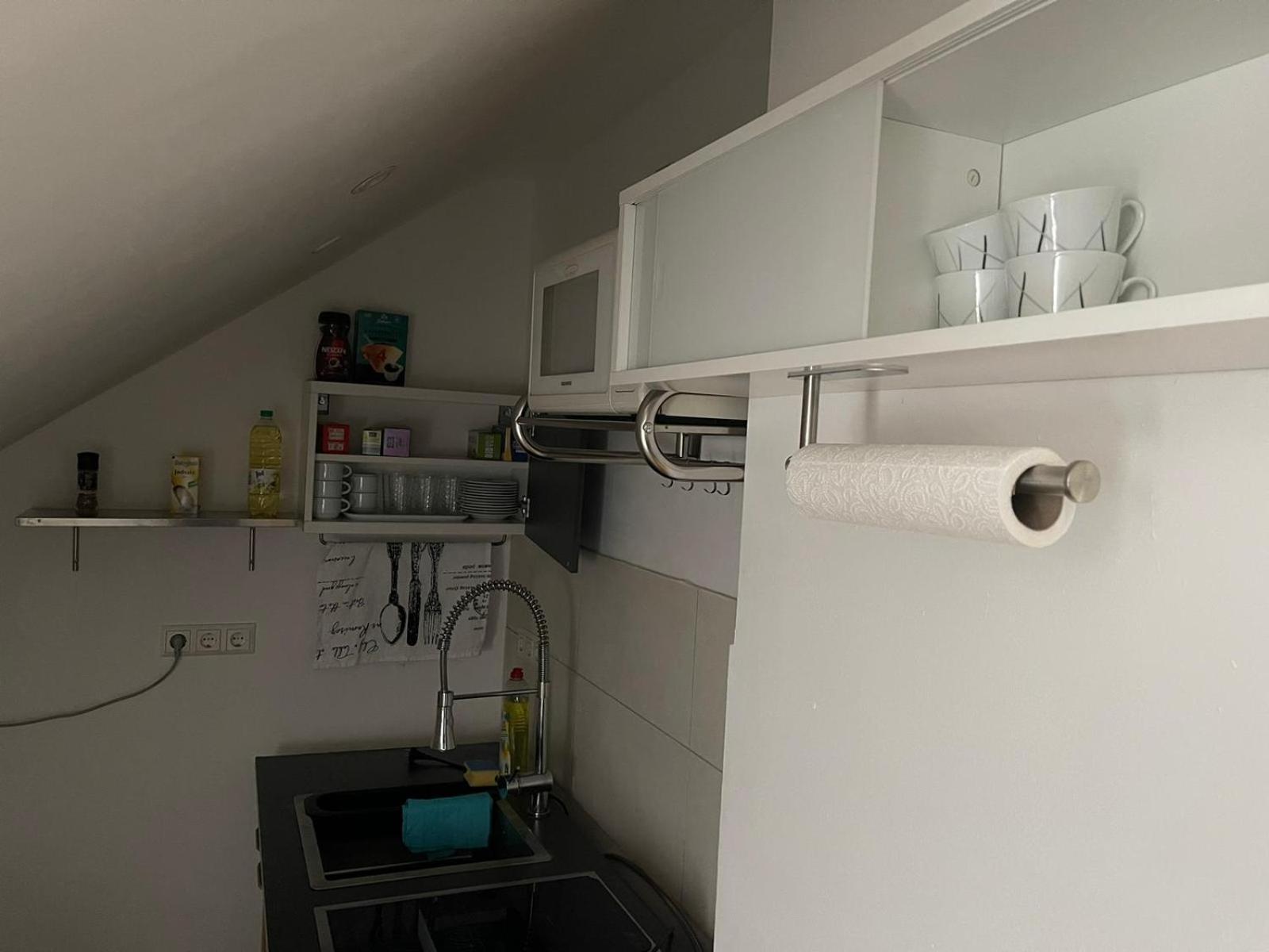Luxurioeses Zimmer 10Min Zum Universitaet كاسيل المظهر الخارجي الصورة