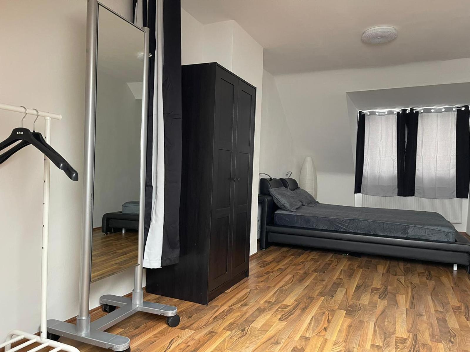 Luxurioeses Zimmer 10Min Zum Universitaet كاسيل المظهر الخارجي الصورة