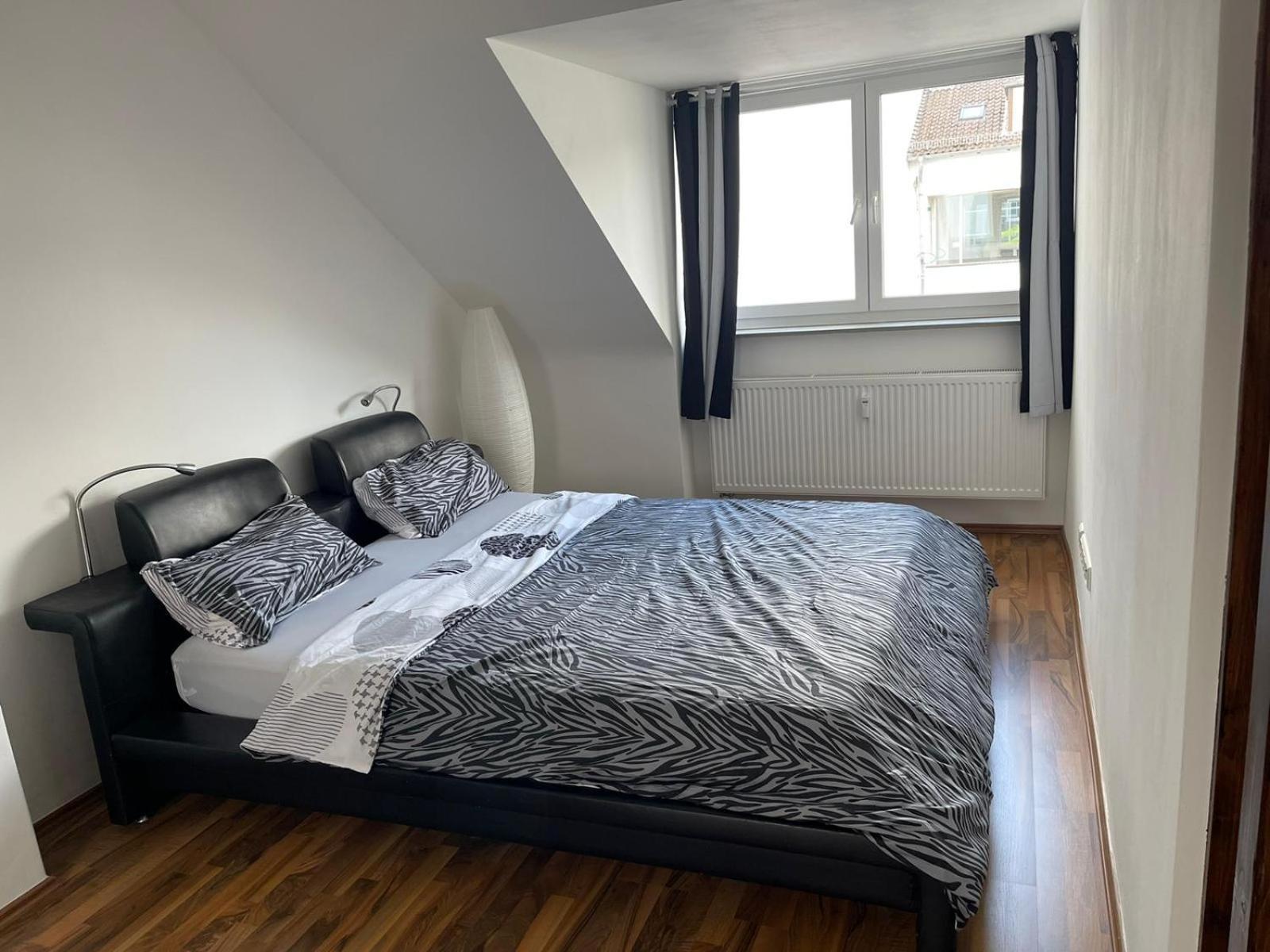 Luxurioeses Zimmer 10Min Zum Universitaet كاسيل المظهر الخارجي الصورة