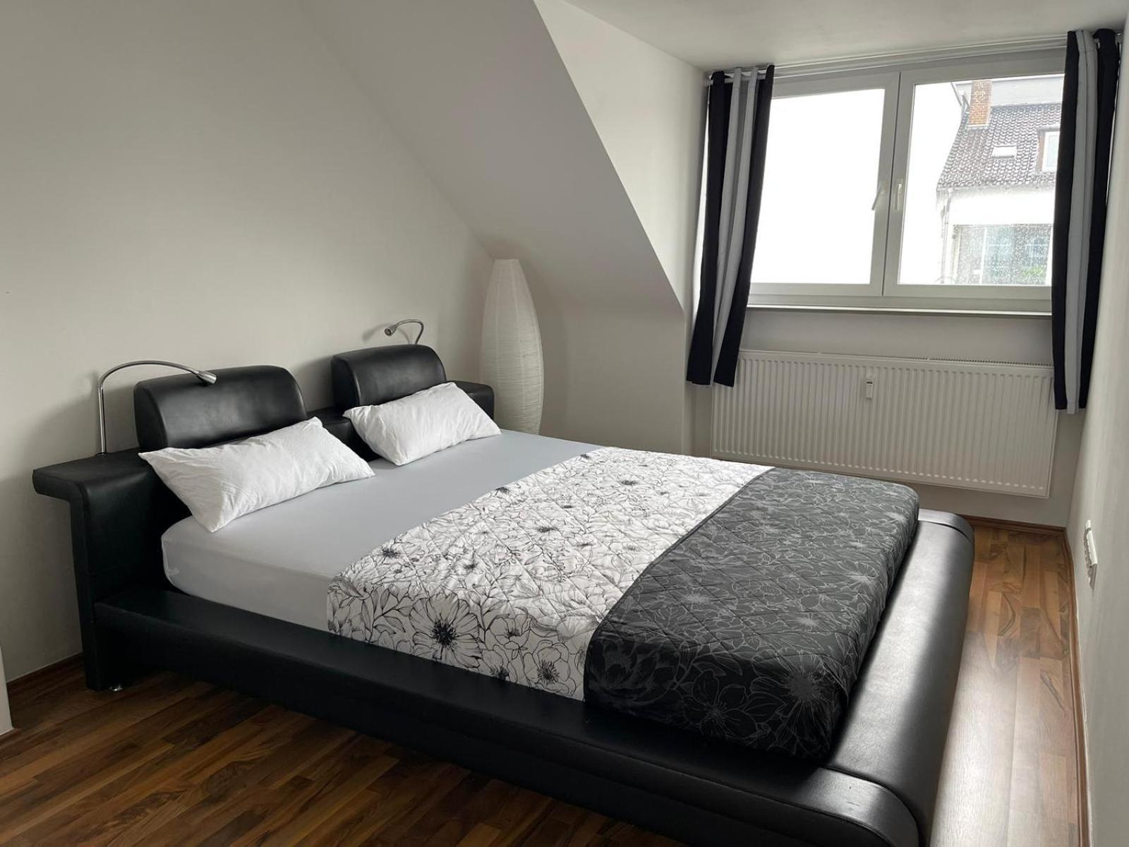 Luxurioeses Zimmer 10Min Zum Universitaet كاسيل المظهر الخارجي الصورة